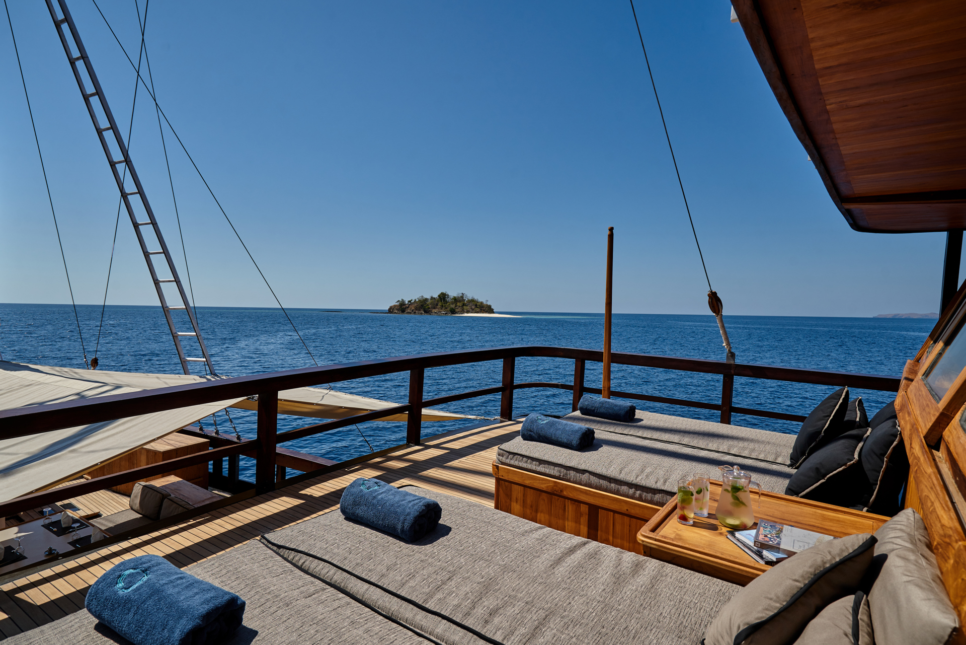 Motor Yacht ORACLE for Charter with SuperYachtsMonaco